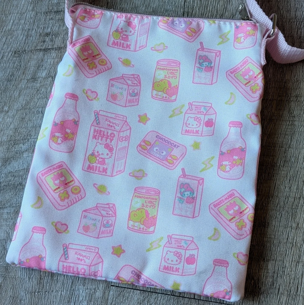 Loungefly Sanrio Hello Kitty And Friends Beverages Passport Crossbody Bag - Picture 4 of 8